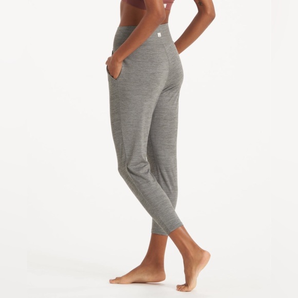 Vuori Lux At Ease Pant - Picture 2 of 5